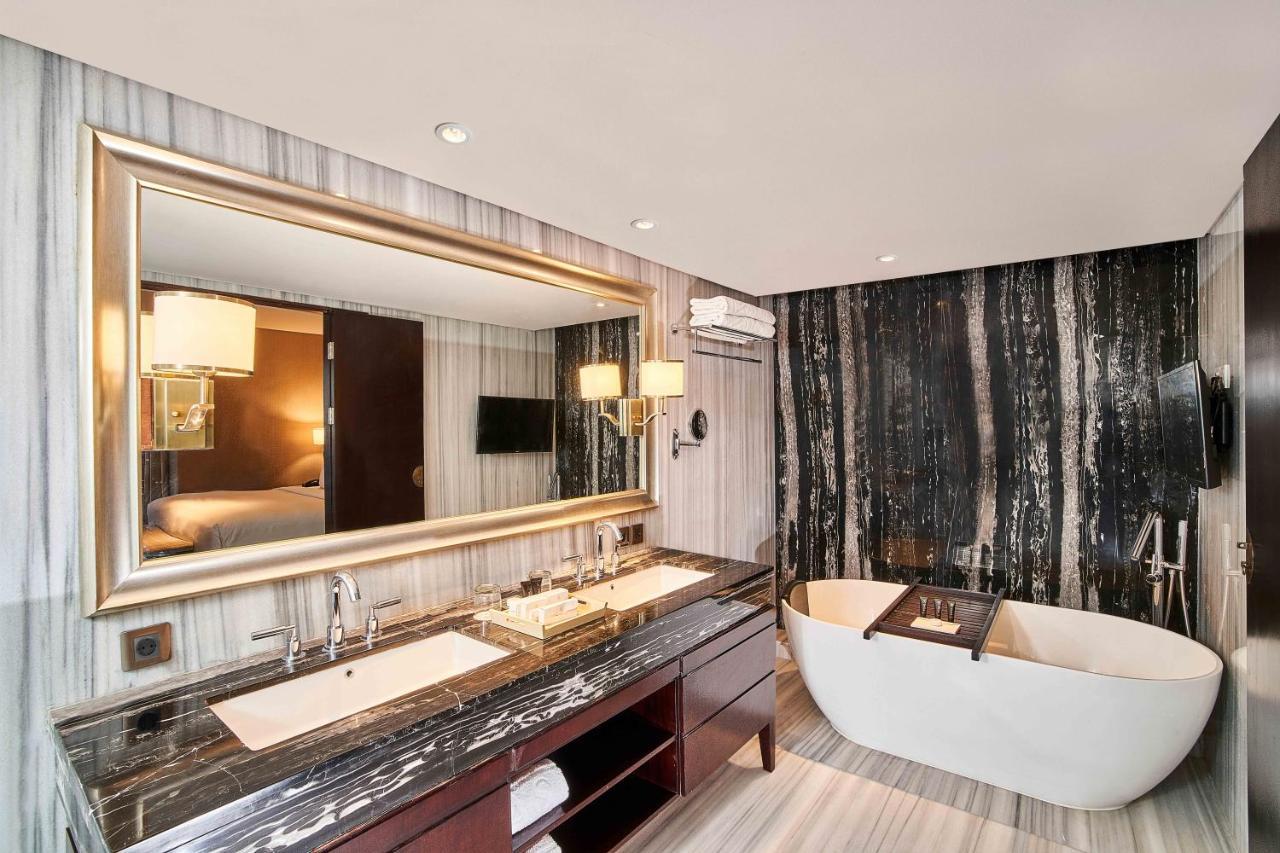 Vasa Hotel Σουραμπάγια Εξωτερικό φωτογραφία